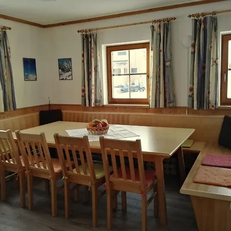 Schoenberghuette Am Feuerkogel Hébergement de vacances Ebensee